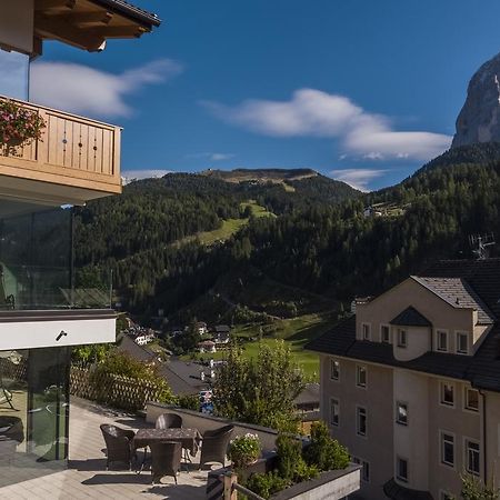 Hotel Garni Gardena - Appartments Santa Cristina Val Gardena Luaran gambar