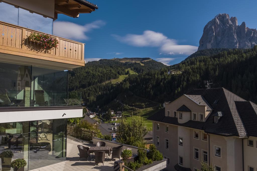Hotel Garni Gardena - Appartments Santa Cristina Val Gardena Luaran gambar